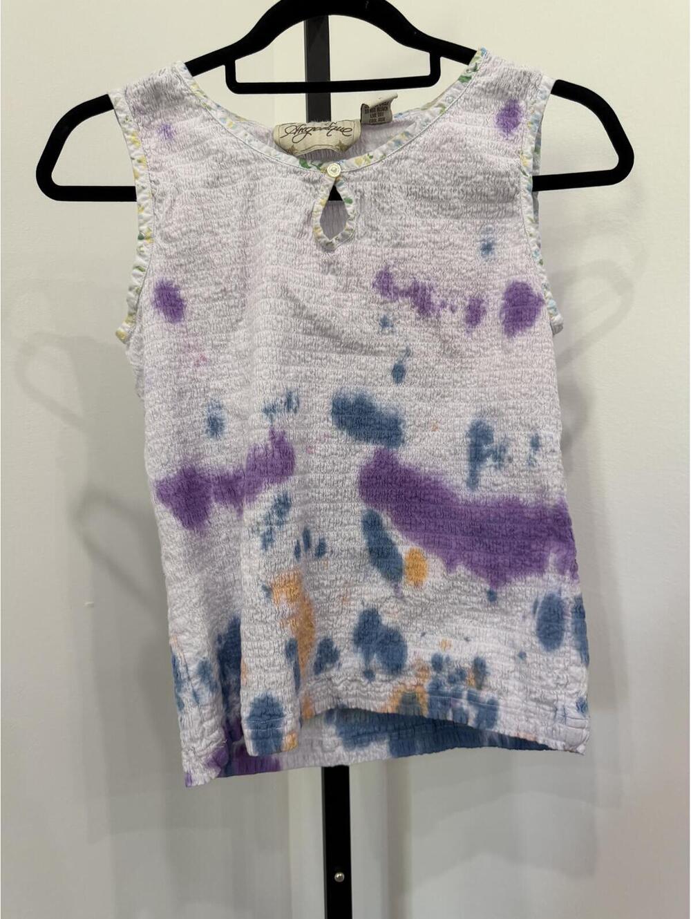 Vintage Angelique Medium White Tie-Dye Sleeveless Top with Keyhole Detail